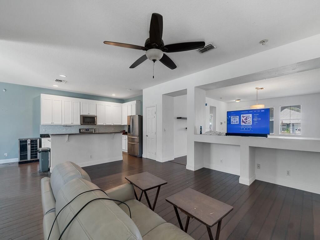 388 NW Placid Avenue, Port Saint Lucie, FL 34983 Photo