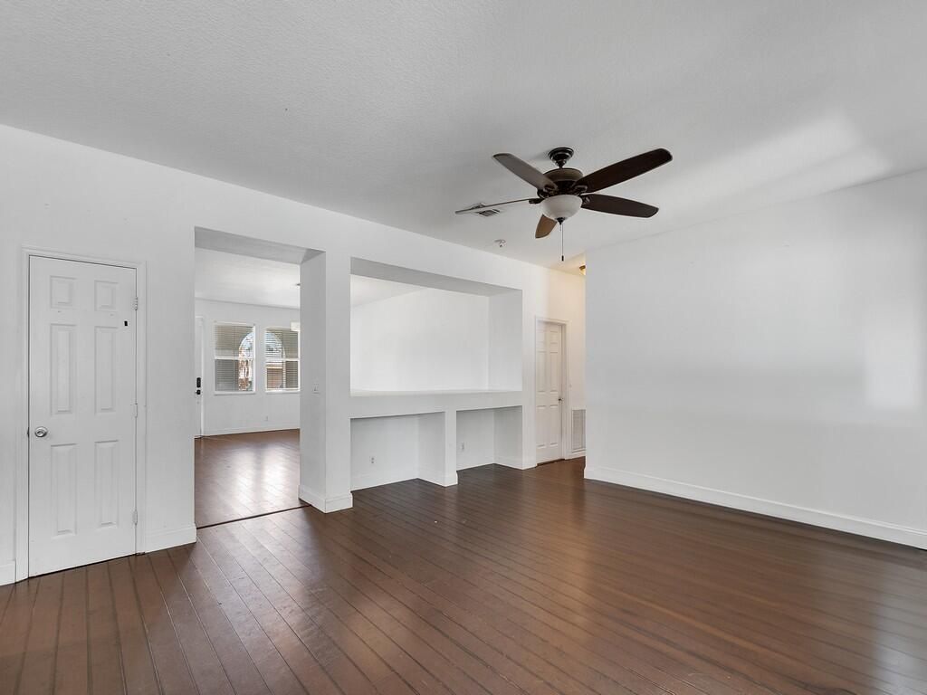 388 NW Placid Avenue, Port Saint Lucie, FL 34983 Photo