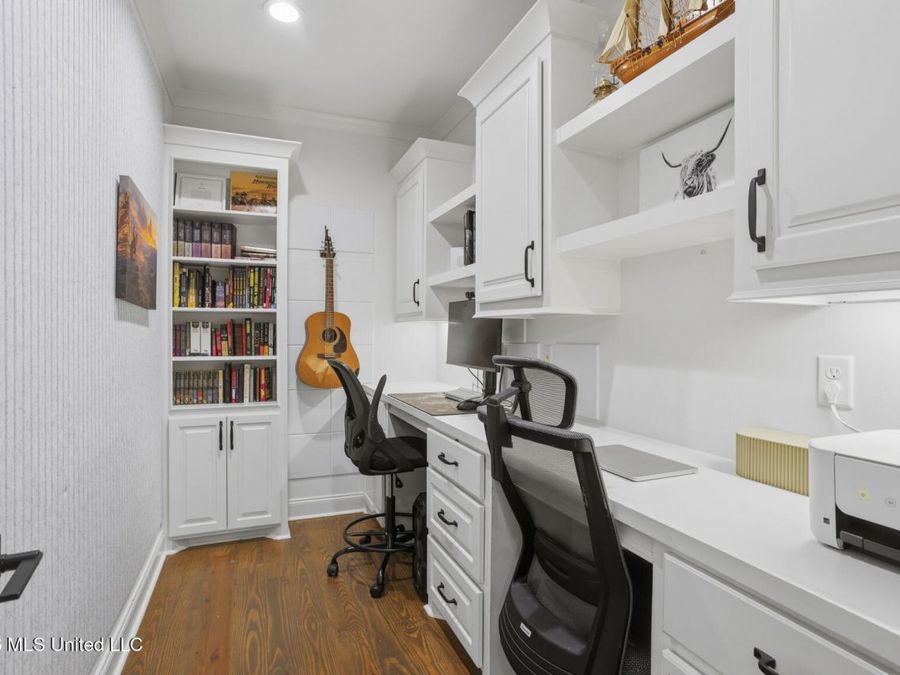 Property Image 28