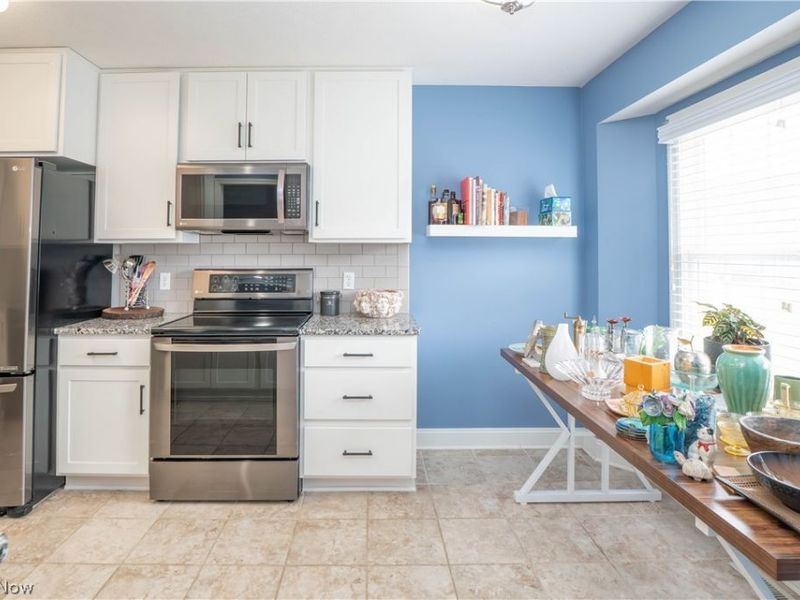 3301 Sumser Street NW, North Canton, OH 44720 Photo 13