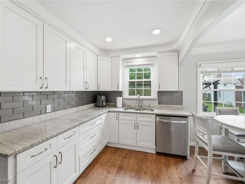 3695 Normandy Road, Shaker Heights, OH 44120 Photo 8