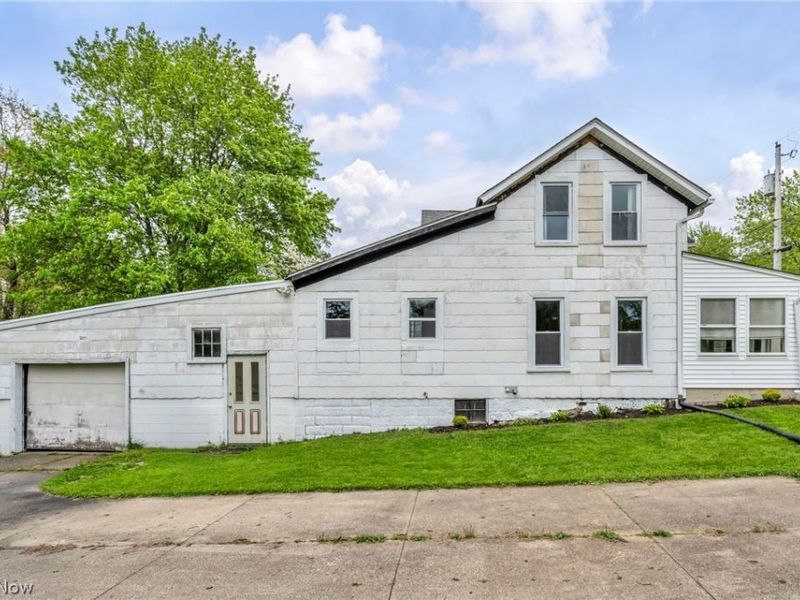 262 E Walnut Street, Wadsworth, OH 44281 Photo 3