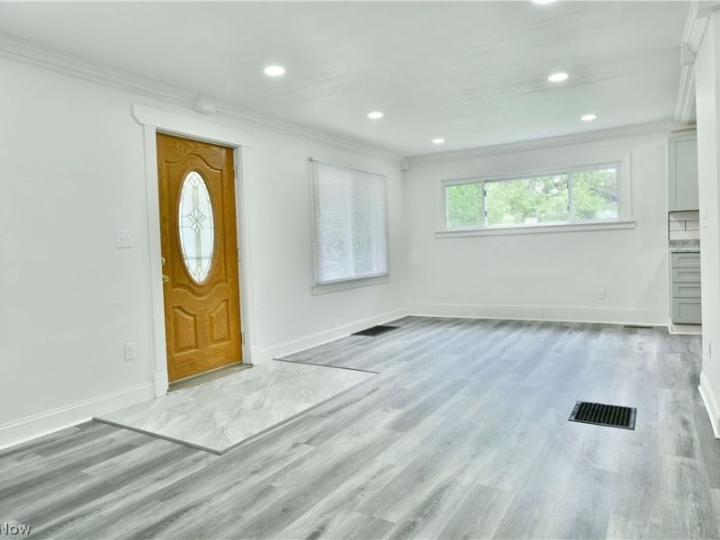190 Bennett Court, Geneva, OH 44041 Photo 6