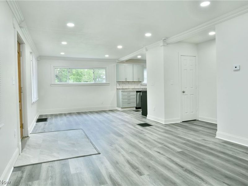 190 Bennett Court, Geneva, OH 44041 Photo 8