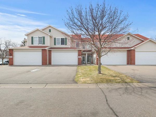 3905 Everest Lane N, Plymouth, MN 55446