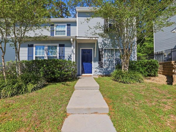 2193 Timberwood Circle, Tallahassee, FL 32304
