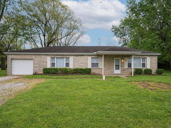 2415 Chinquo Street , Grove City, OH 43123