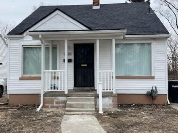 8620 Rosemont Avenue, Detroit, MI 48228