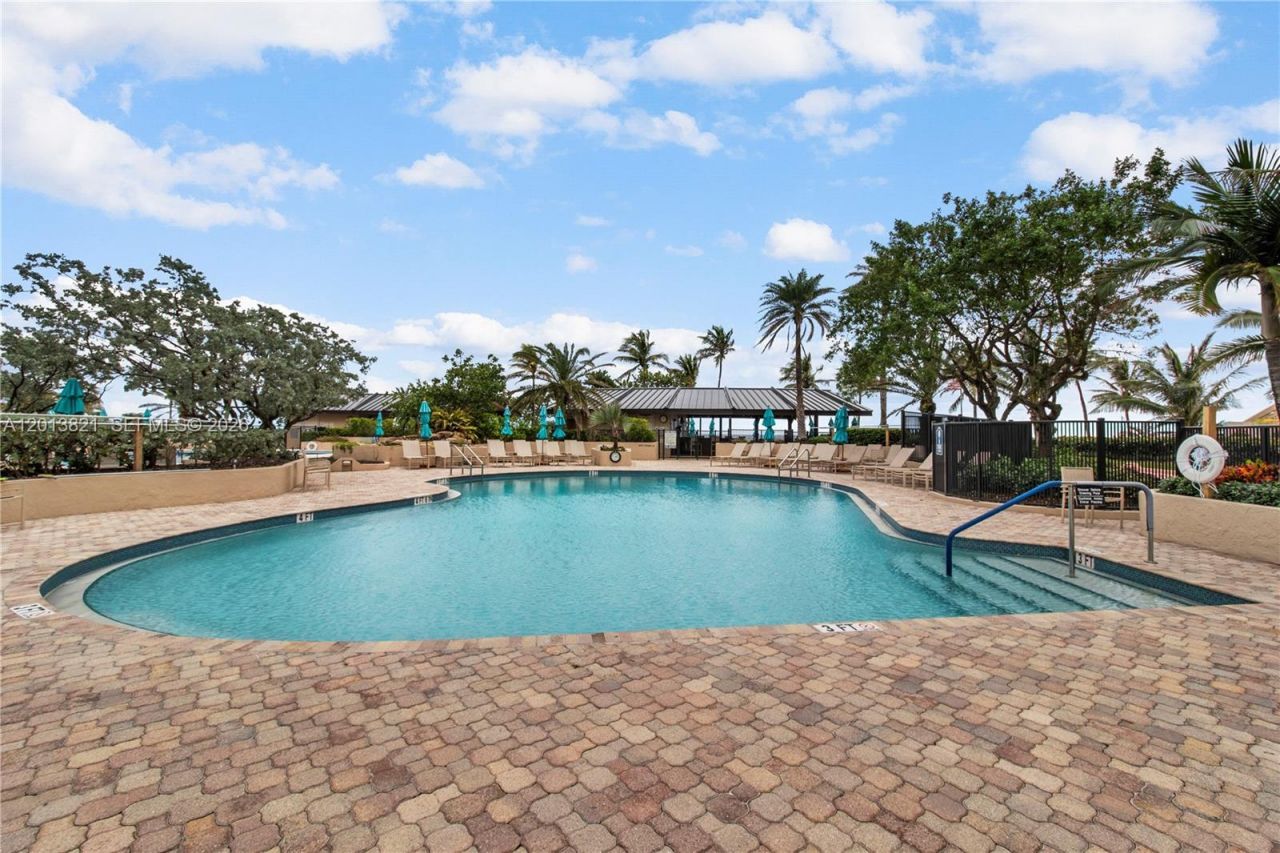 4900 N Ocean Blvd , Unit 1601, Lauderdale by the Sea, FL 33308 Photo