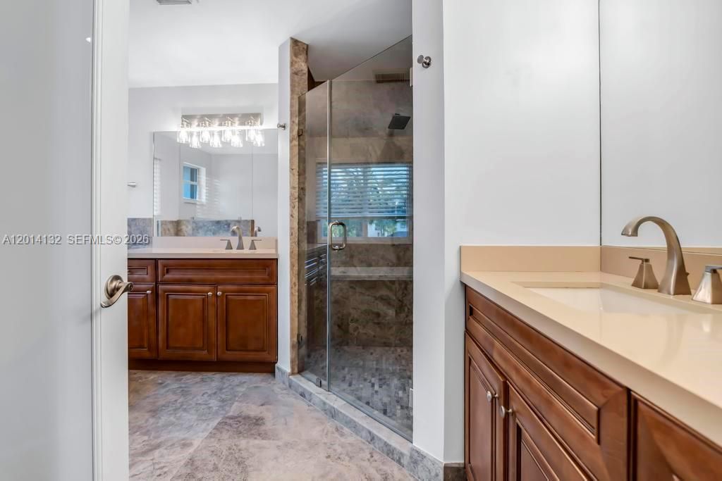 1080 NW 192nd Ave , Pembroke Pines, FL 33029 Photo