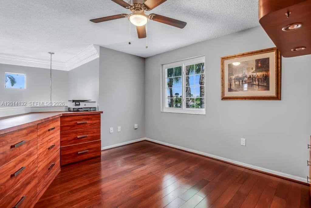 1080 NW 192nd Ave , Pembroke Pines, FL 33029 Photo