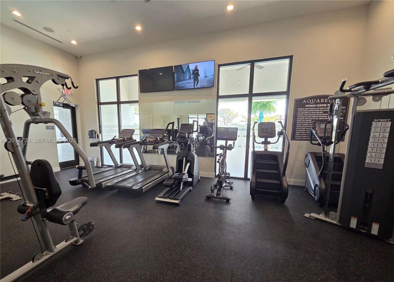 10840 W 33rd Ln, Hialeah, FL 33018 Photo