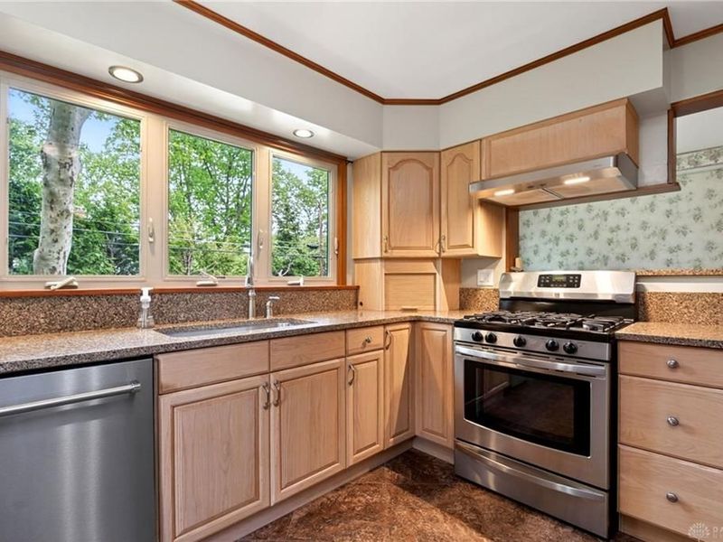 149 Balmoral Drive, Dayton, OH 45429 Photo 11