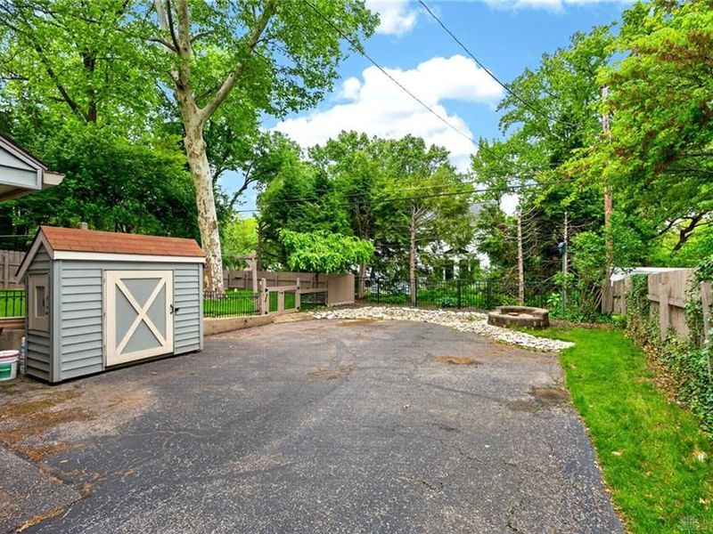149 Balmoral Drive, Dayton, OH 45429 Photo 33