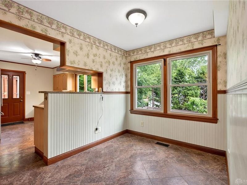 149 Balmoral Drive, Dayton, OH 45429 Photo 7