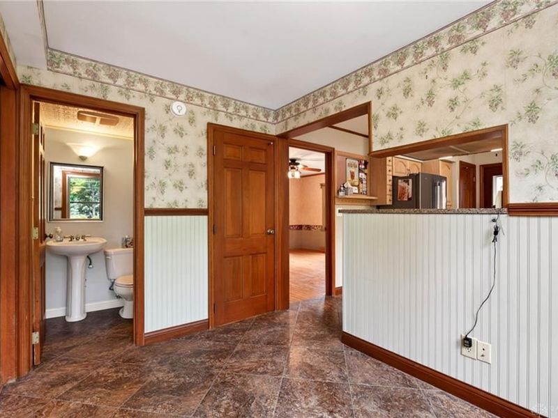 149 Balmoral Drive, Dayton, OH 45429 Photo 8