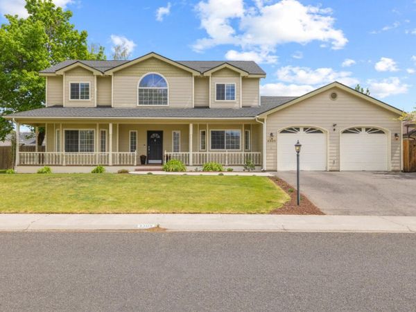 4309 La Habra Way, Klamath Falls, OR 97603