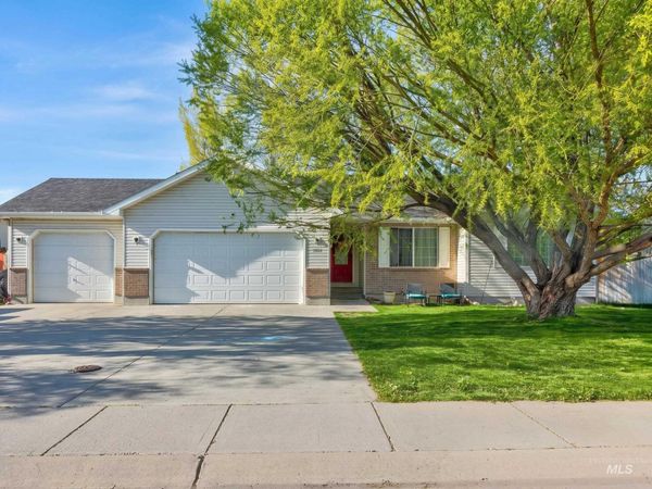 3885 Deer Meadow, Idaho Falls, ID 83401