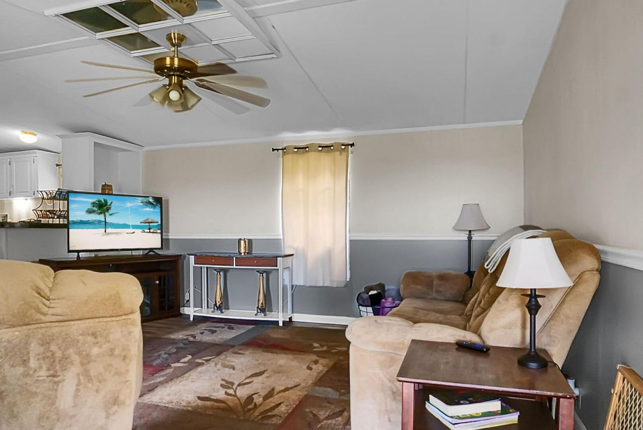 605 Country Club Road Photo 13