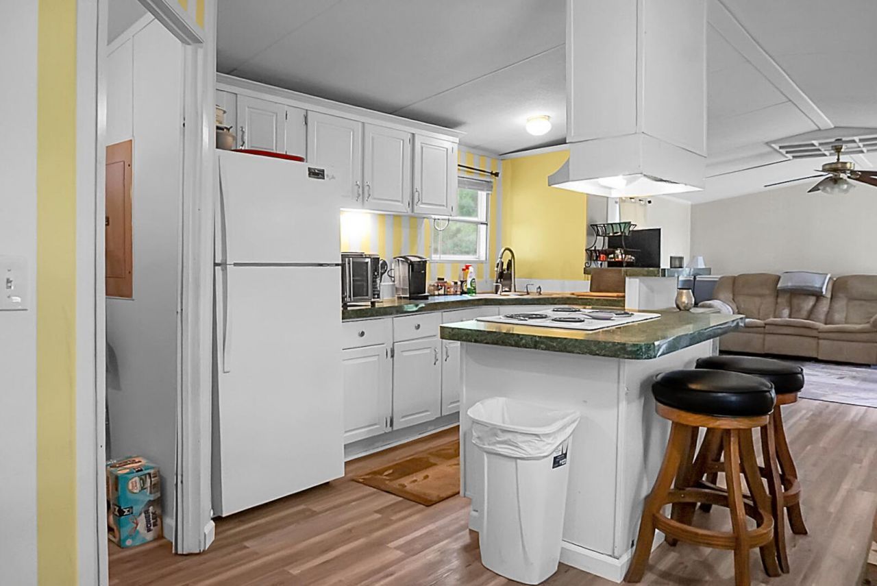 605 Country Club Road Photo 19