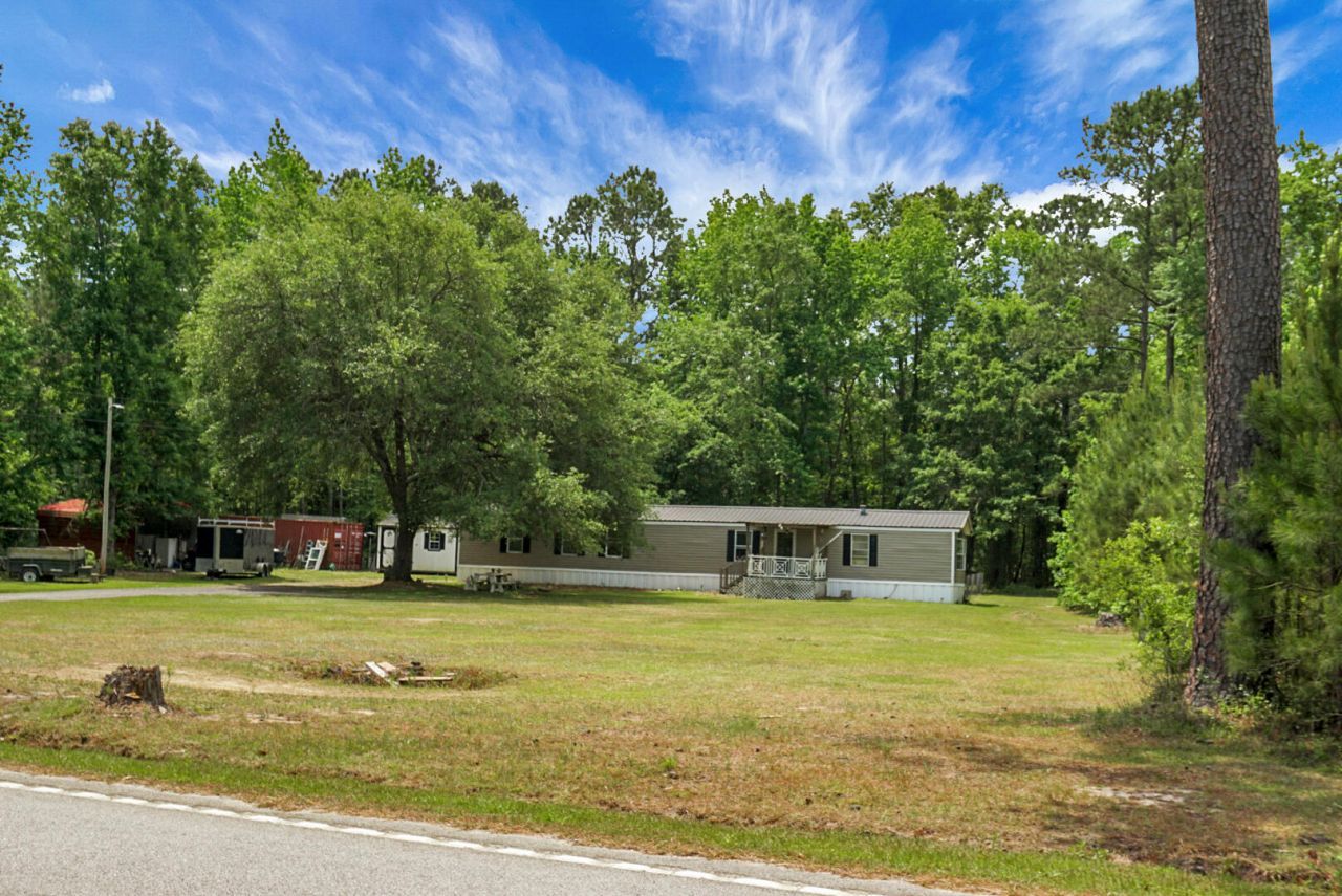 605 Country Club Road Photo 6