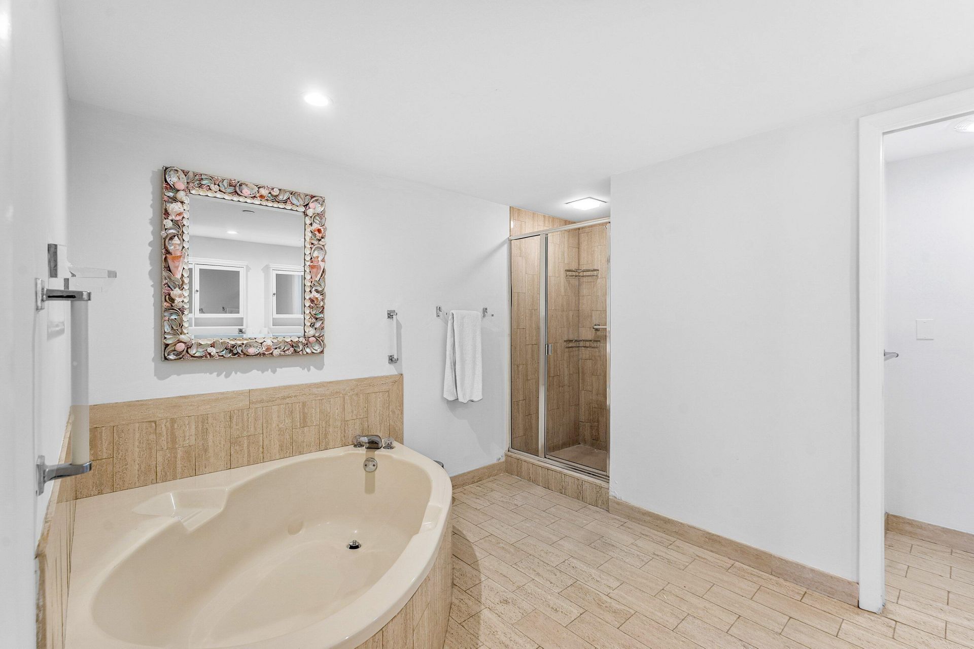 529 S Flagler Drive, Unit 6g, West Palm Beach, FL 33401 Photo