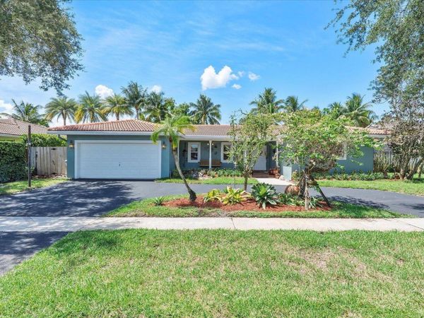 5101 N 36th Court, Hollywood, FL 33021