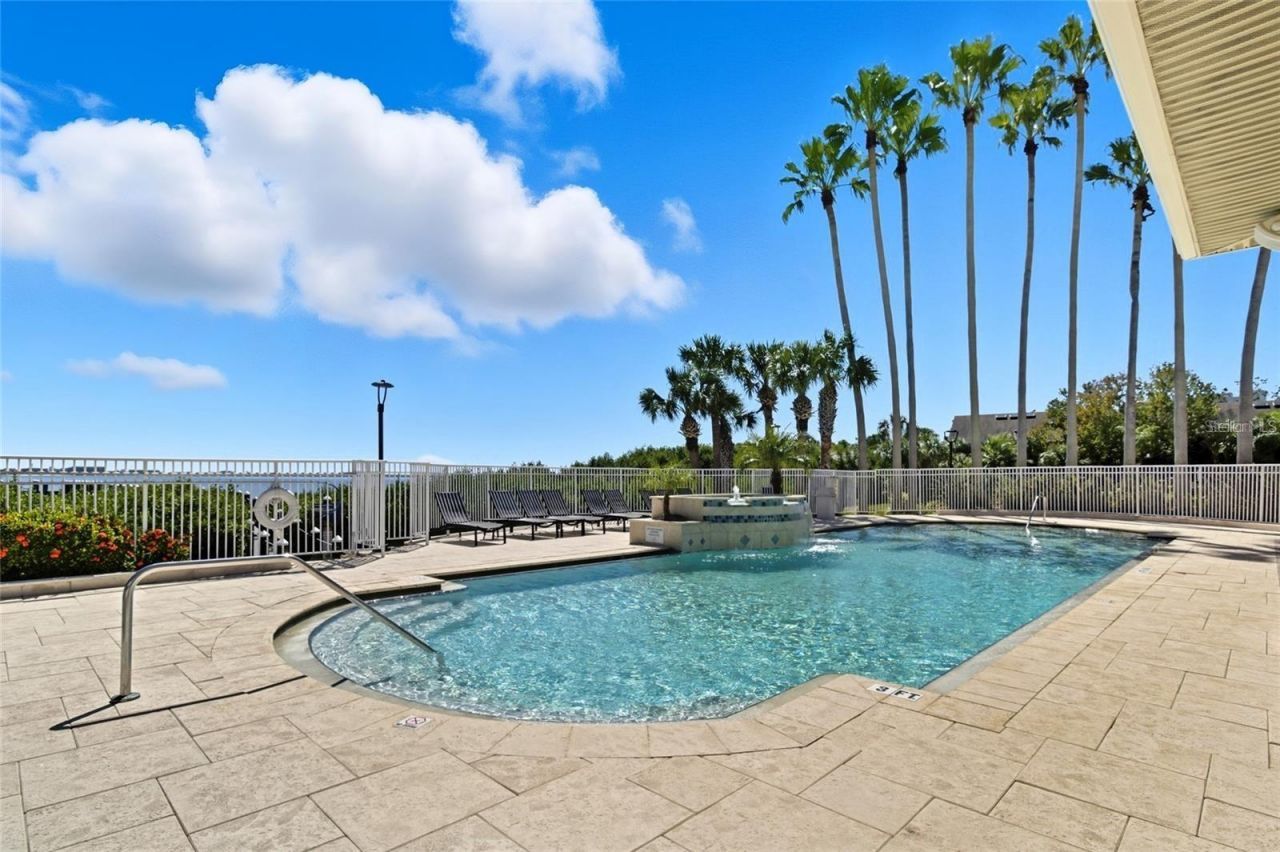 4301 Bay Club Circle, Unit 4301, Tampa, FL 33607 Photo
