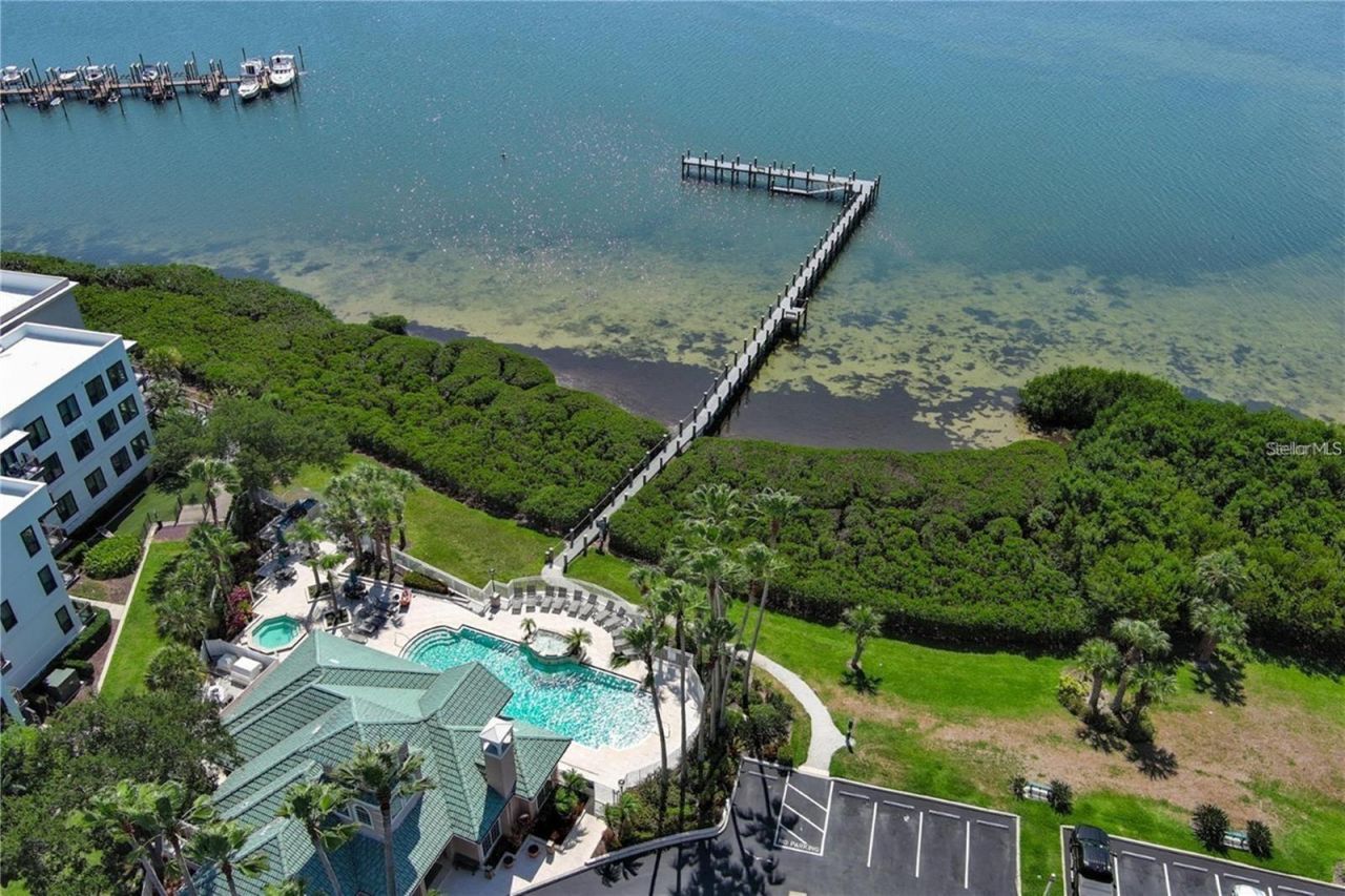 4301 Bay Club Circle, Unit 4301, Tampa, FL 33607 Photo