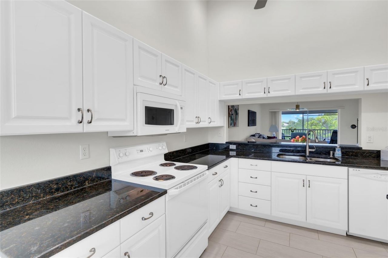 8750 Olde Hickory Avenue, Unit 9308, Sarasota, FL 34238 Photo