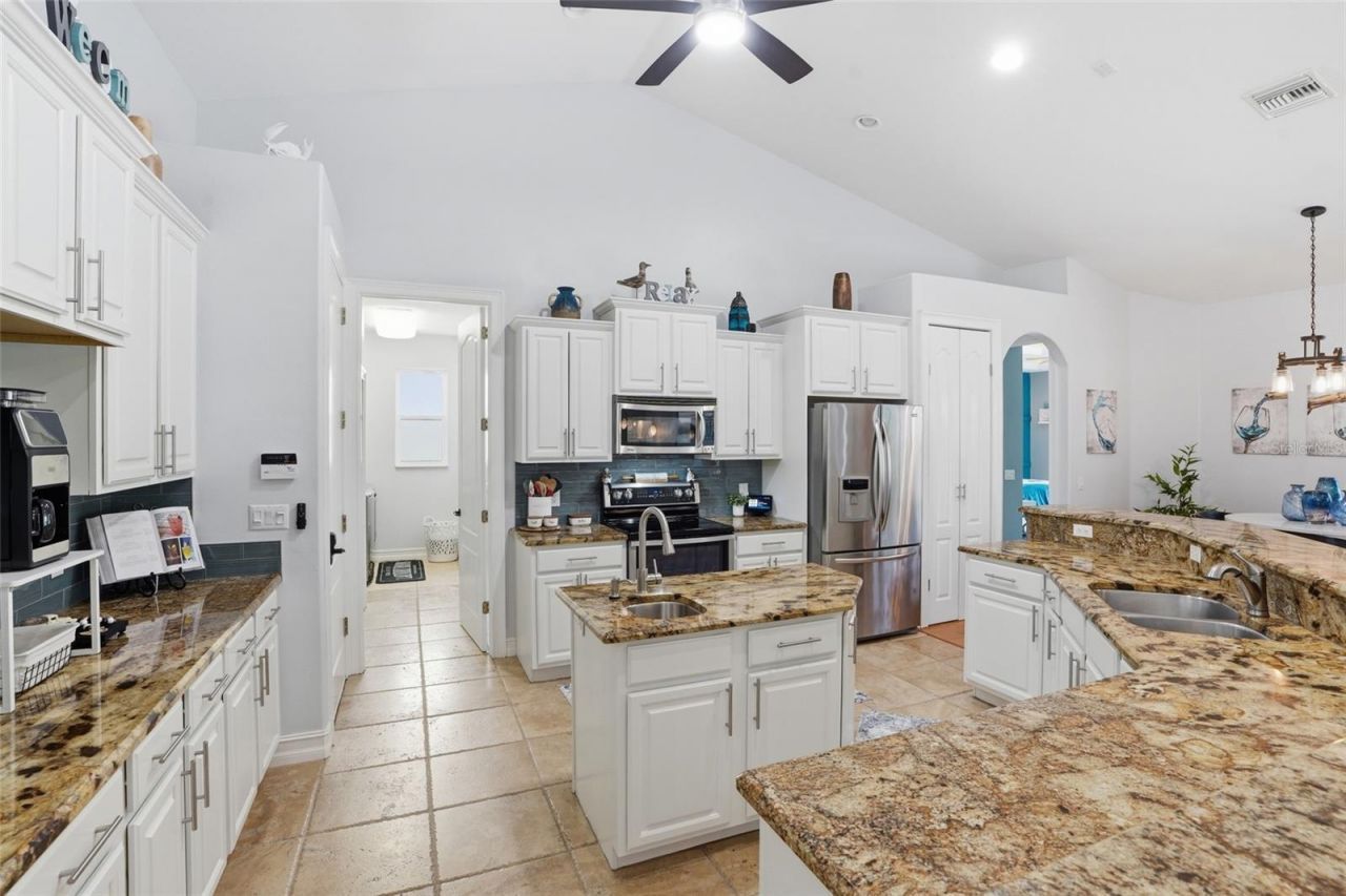 3119 Caribbean Drive, Punta Gorda, FL 33950 Photo