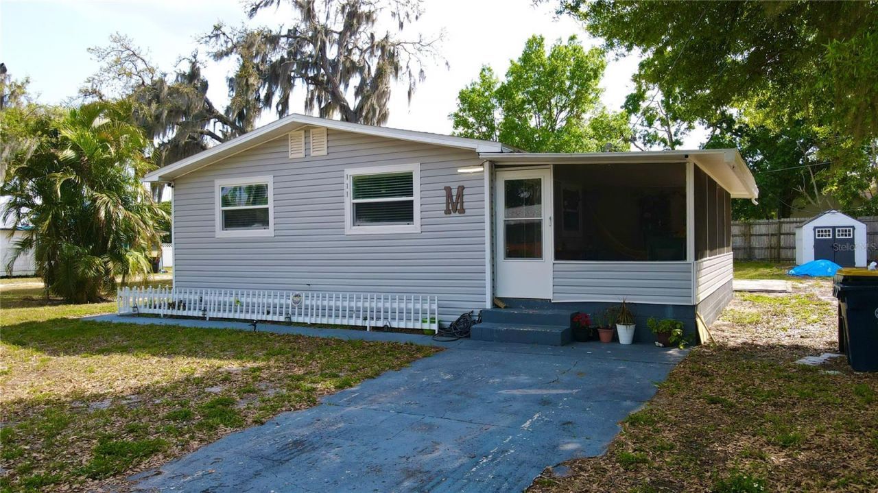 111 NE Palencia Road, Auburndale, FL 33823 Photo