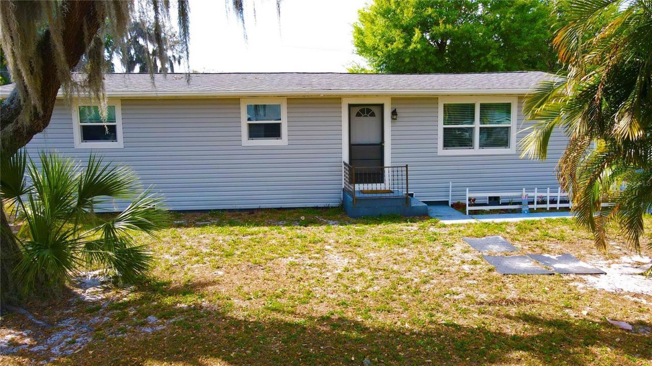 111 NE Palencia Road, Auburndale, FL 33823 Photo
