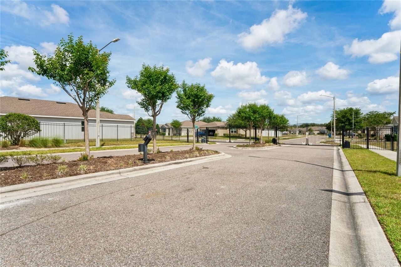 13605 Paddington Way, Spring Hill, FL 34609 Photo