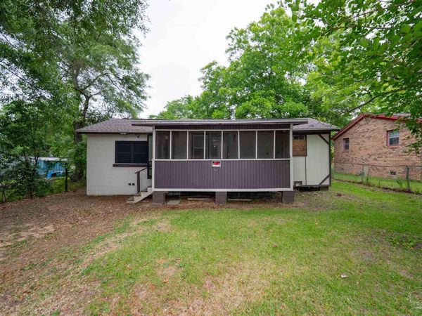 107 Sheppard St, Cantonment, FL 32533