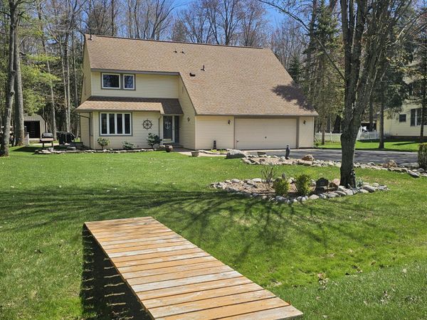 2215 Danish Landing Road, Grayling, MI 49738