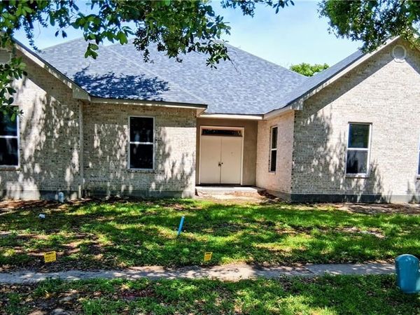 2613 FENELON Street, Chalmette, LA 70043