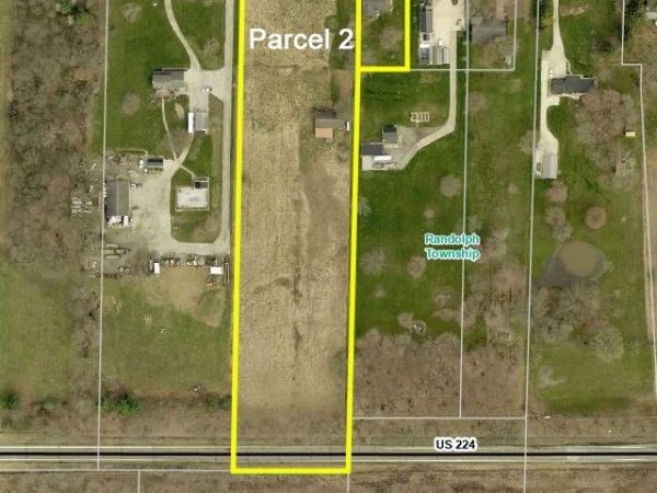 4680 Waterloo Road , Atwater, OH 44201