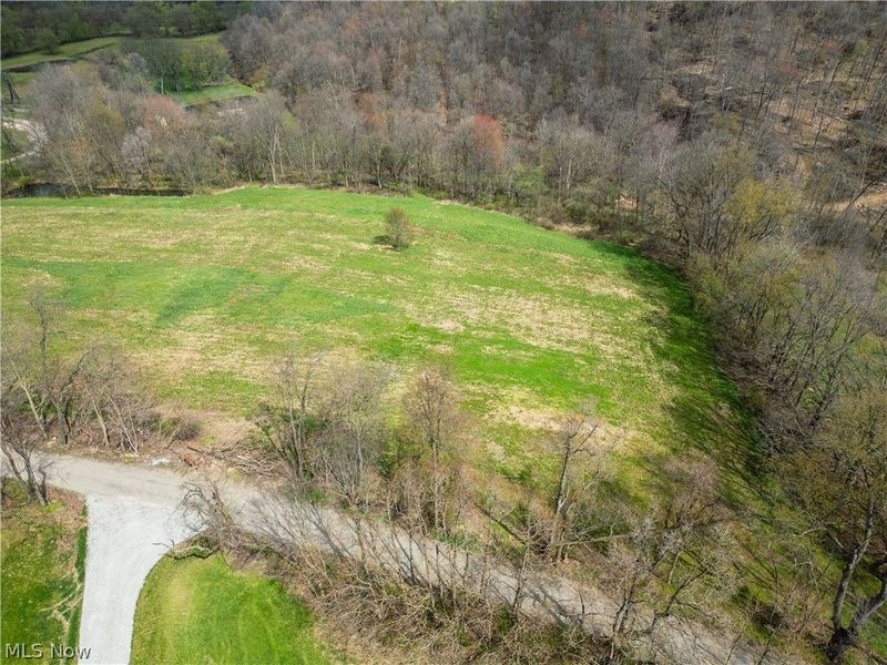 8480 Possum Hollow Road NW, Dundee, OH 44624 Photo 5