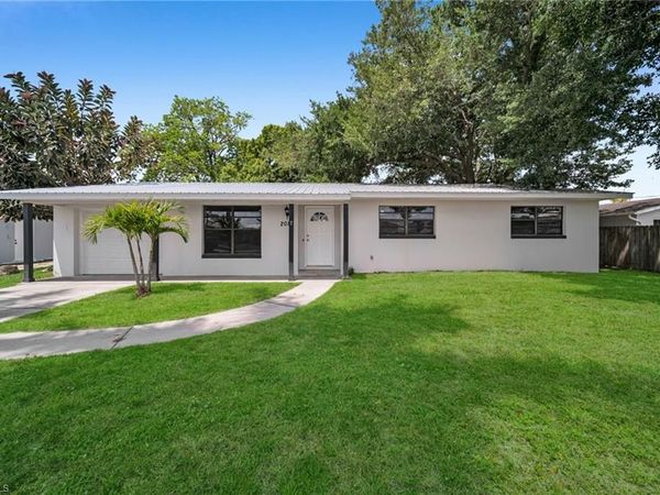 2085 E Tobago CIR , FORT MYERS, FL 33905