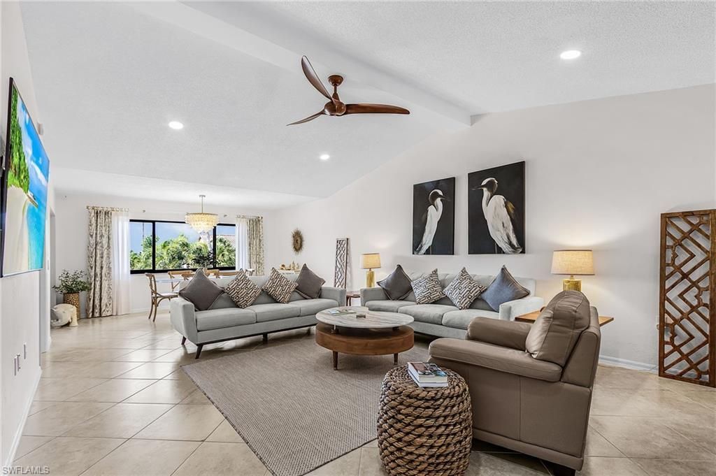 9901 Sunset Cove Ln, Unit 237, Fort Myers, FL 33919 Photo