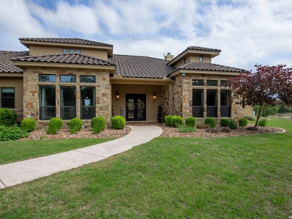 214 SILENT SPG, Boerne, TX 78006