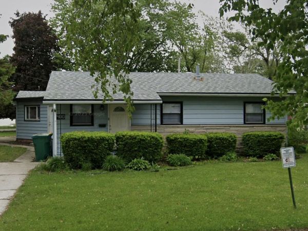 400 W Bellarmine Drive , Joliet, IL 60436