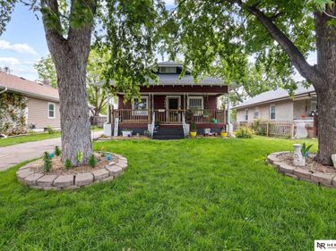 1406 N 10th Street , Beatrice, NE 68310