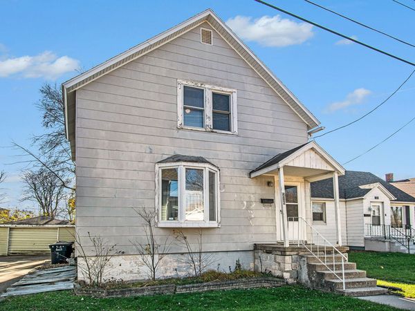 216 May Avenue , Michigan City, IN 46360