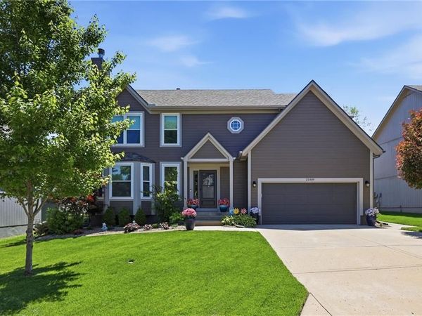21409 W 50th Terrace, Shawnee, KS 66218