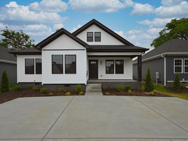 210 Ross Ave, Unit 120, Gallatin, TN 37066