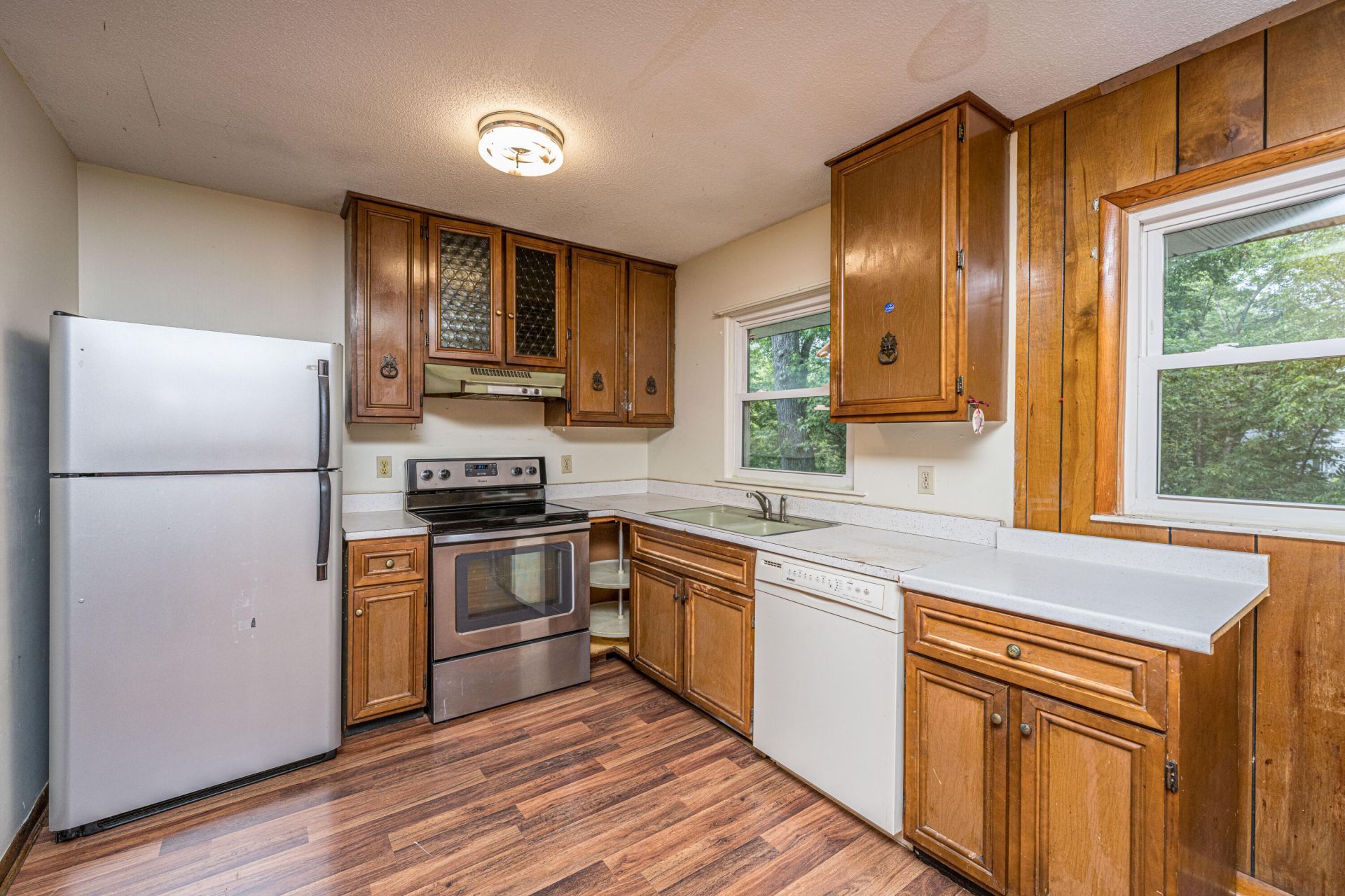 1150 Berkeley Street Photo 12