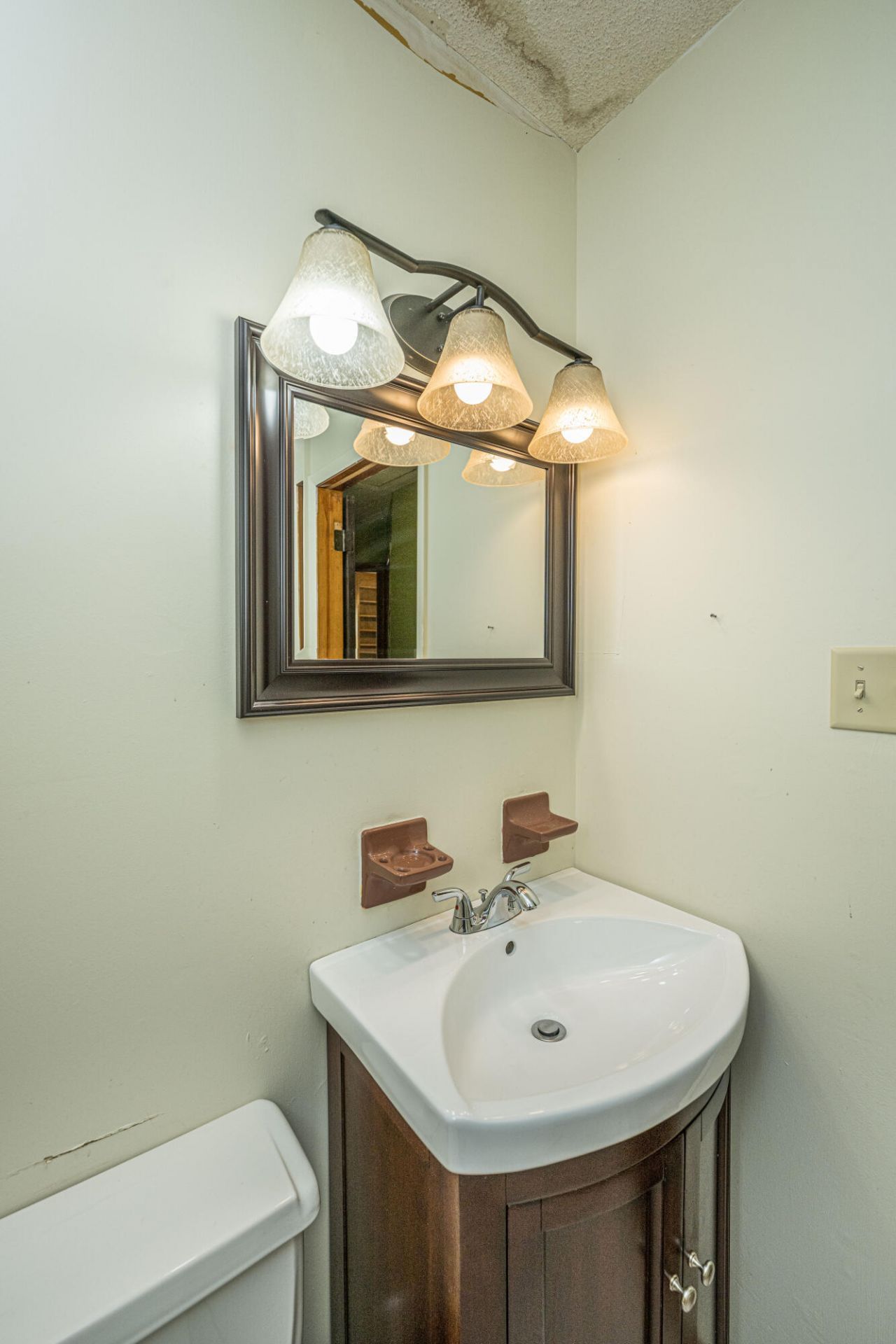 1150 Berkeley Street Photo 20