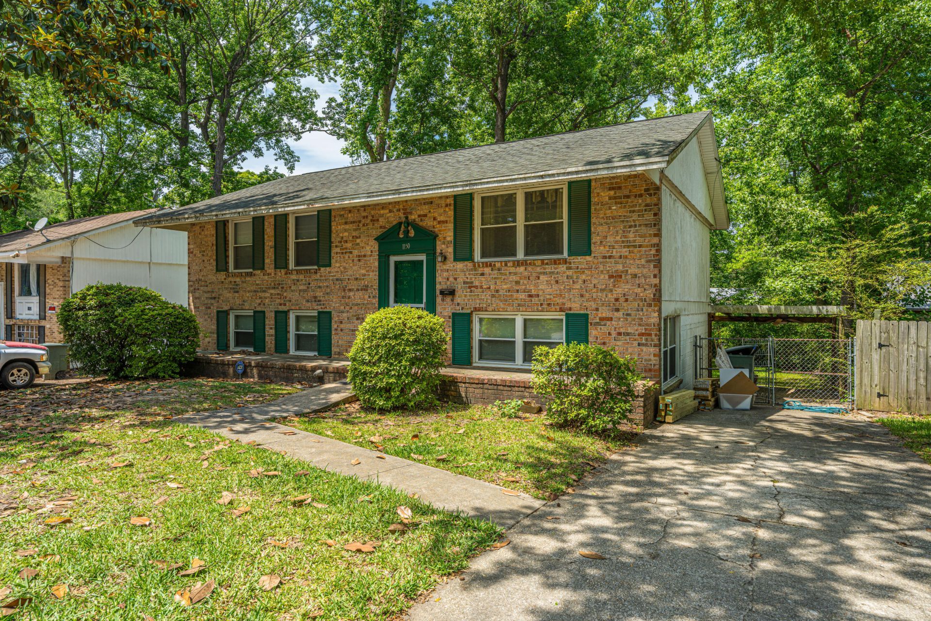 1150 Berkeley Street Photo 4
